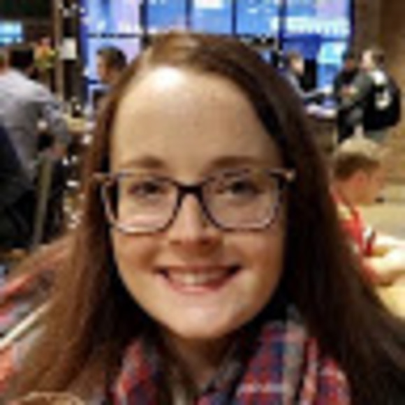 Meet your Posher, Sarah - Picture 1 of 1